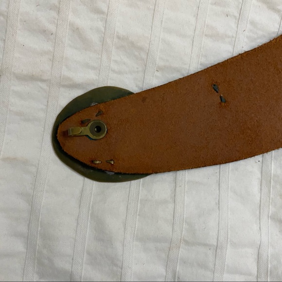 Vintage Chic Hildigardy NYC leather belt 1950’s-60’s brass Whale Buckle 25”-26” - Picture 5 of 8